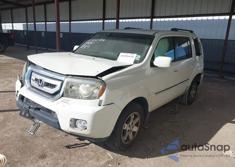 2011 Honda Pilot Touring z USA, uszkodzony, nr VIN 5FNYF3H93BB055942